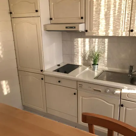 Cozyhomes Mit Kueche Und Bad Zur Eigennutzung アパート